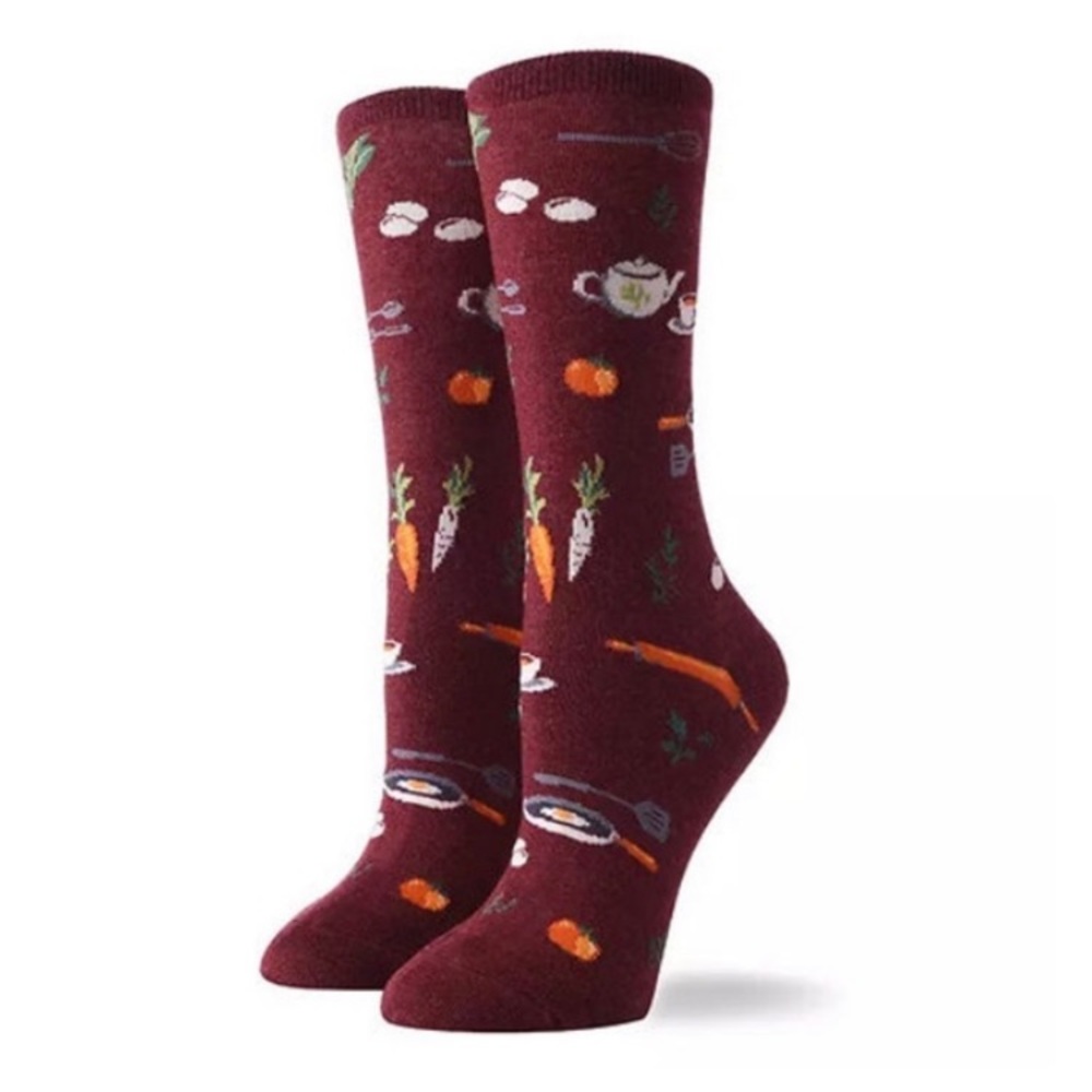 Alice Wonderland and the tea cup socks
